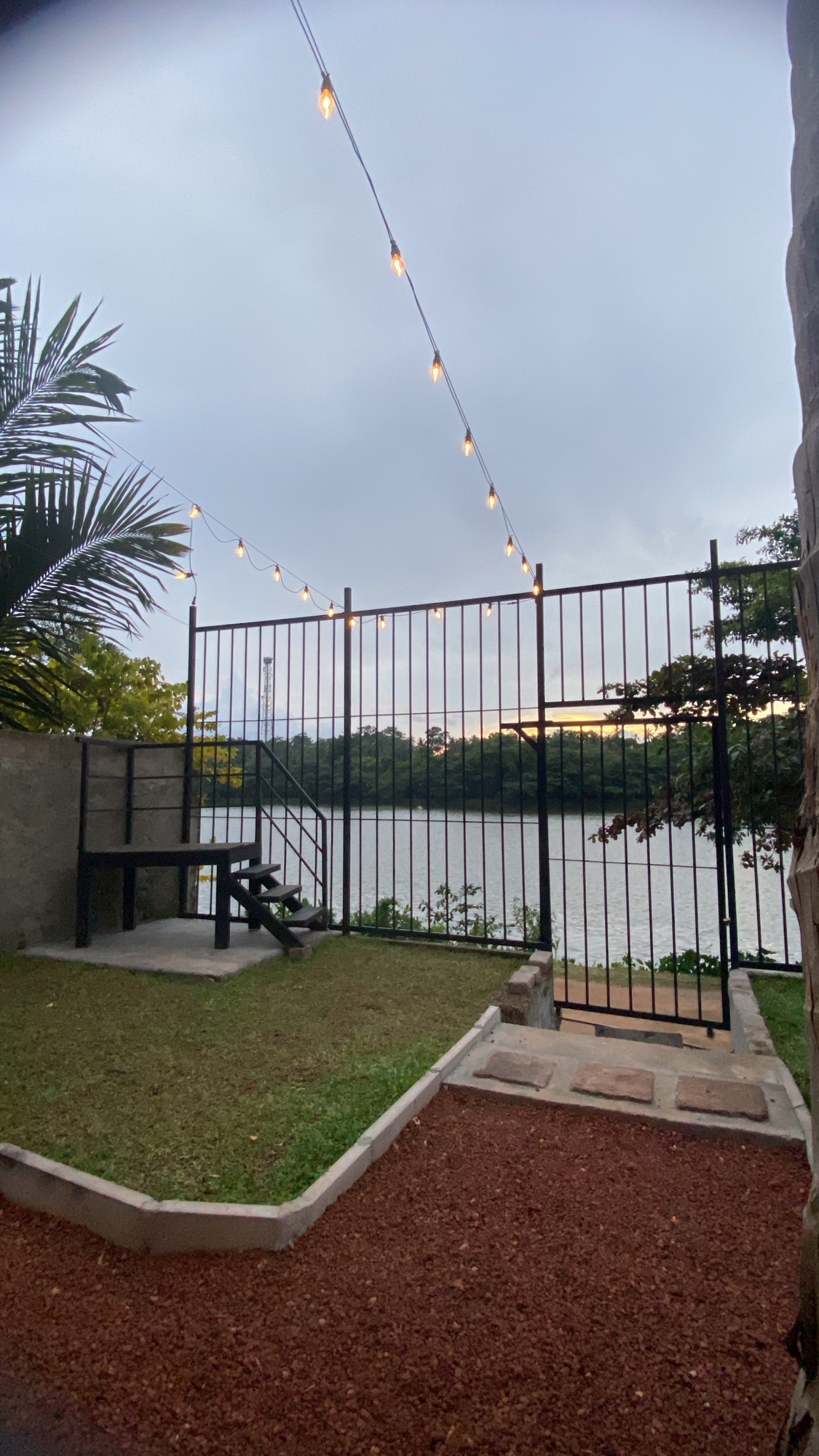 Wasala Lake garden beside the water